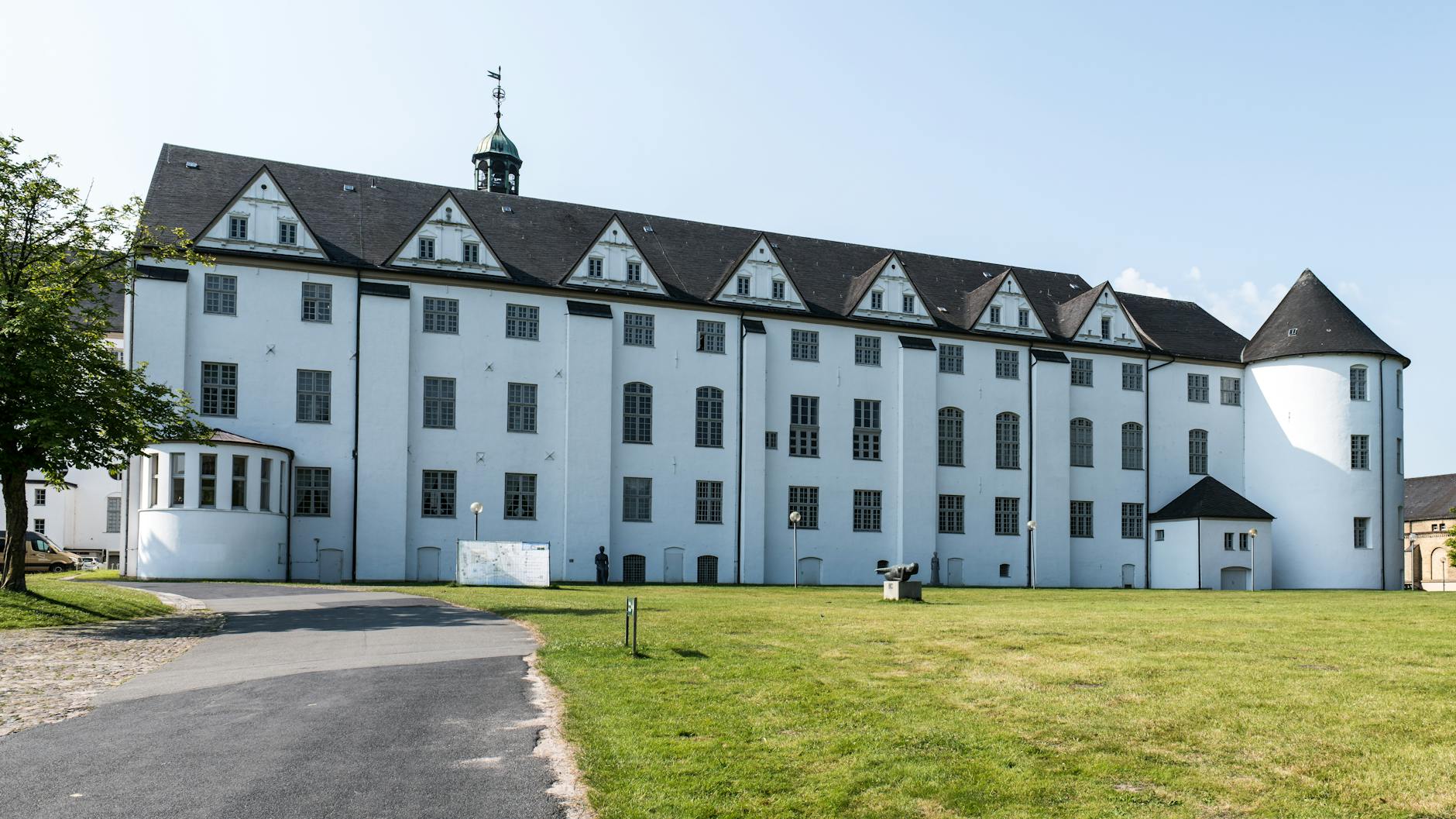 Liste aller StädteFinden Sie Entrümpelungsdienste in allen Städten DeutschlandsListe aller Städte 13 Entrümpelung in Schleswig-Holstein - Entrümpelungsfirmen in Deutschland